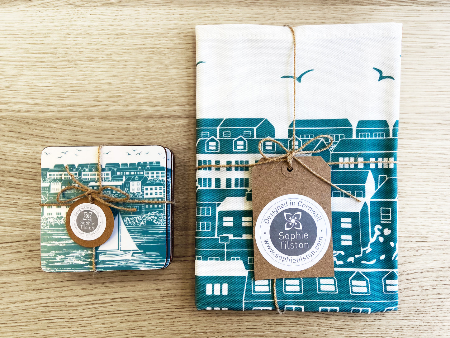 FROM FLUSHING TO FALMOUTH Set of 4 square coasters - Cork back - Melamine coated