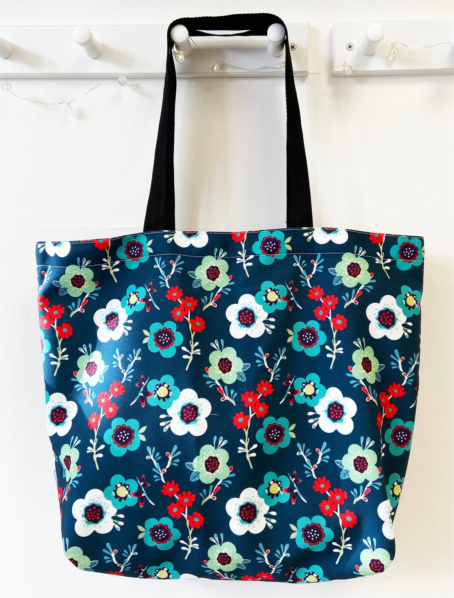 CHARLIE FLOWER Tote bag