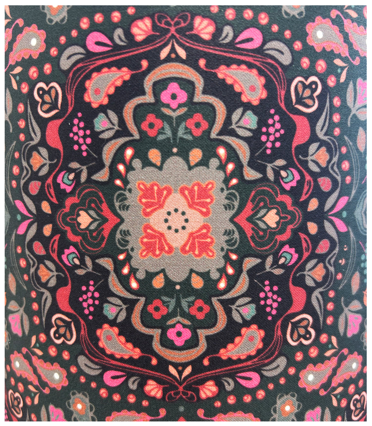 AURELIA Bohemian Lampshade (Deep pink)