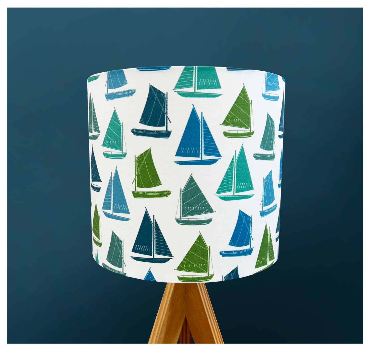BOATS (white) Lampshade